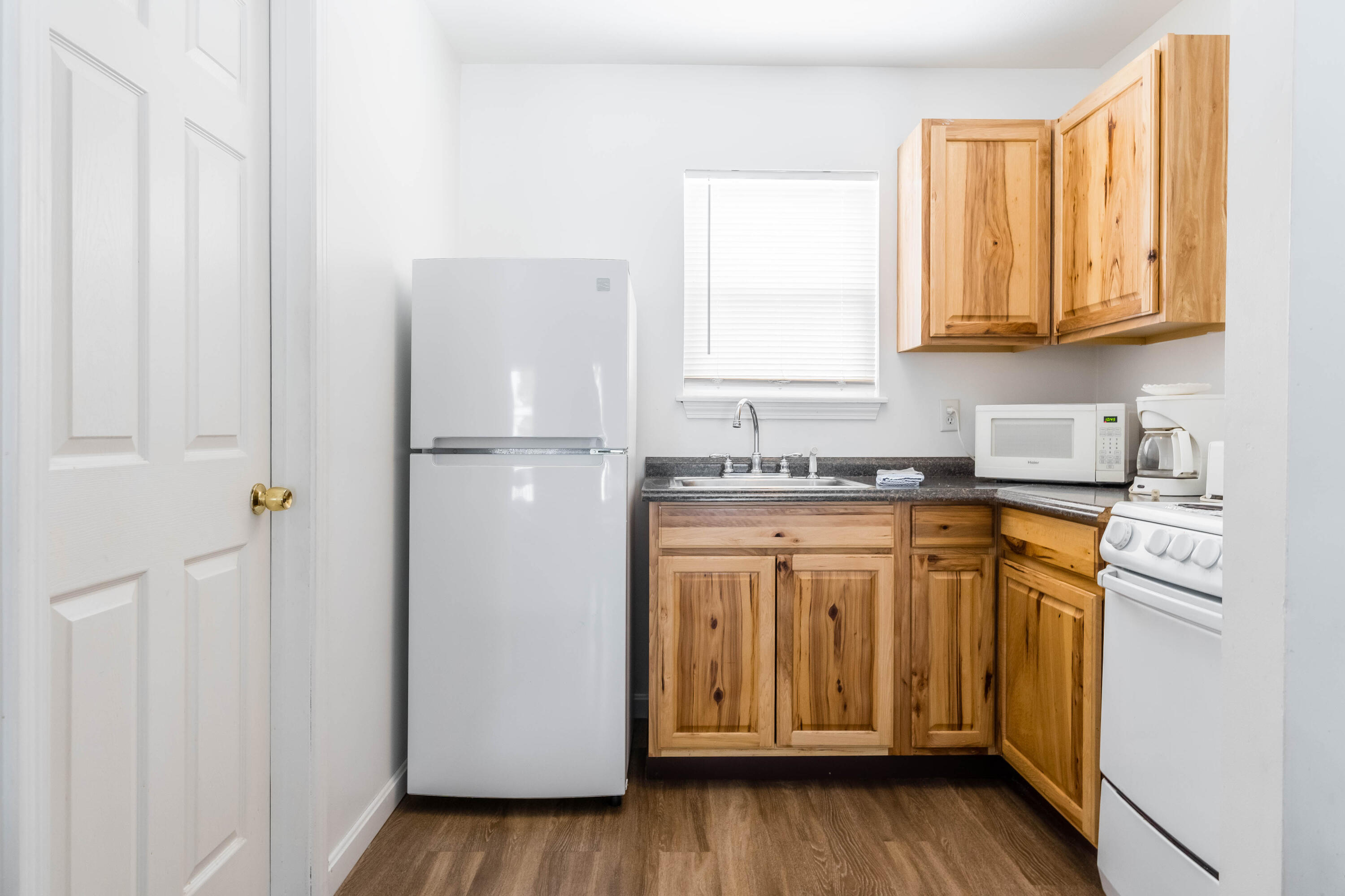 1015 Portland Road Saco, ME 04072 - Photo 26 of 48 11.Unit 4-6