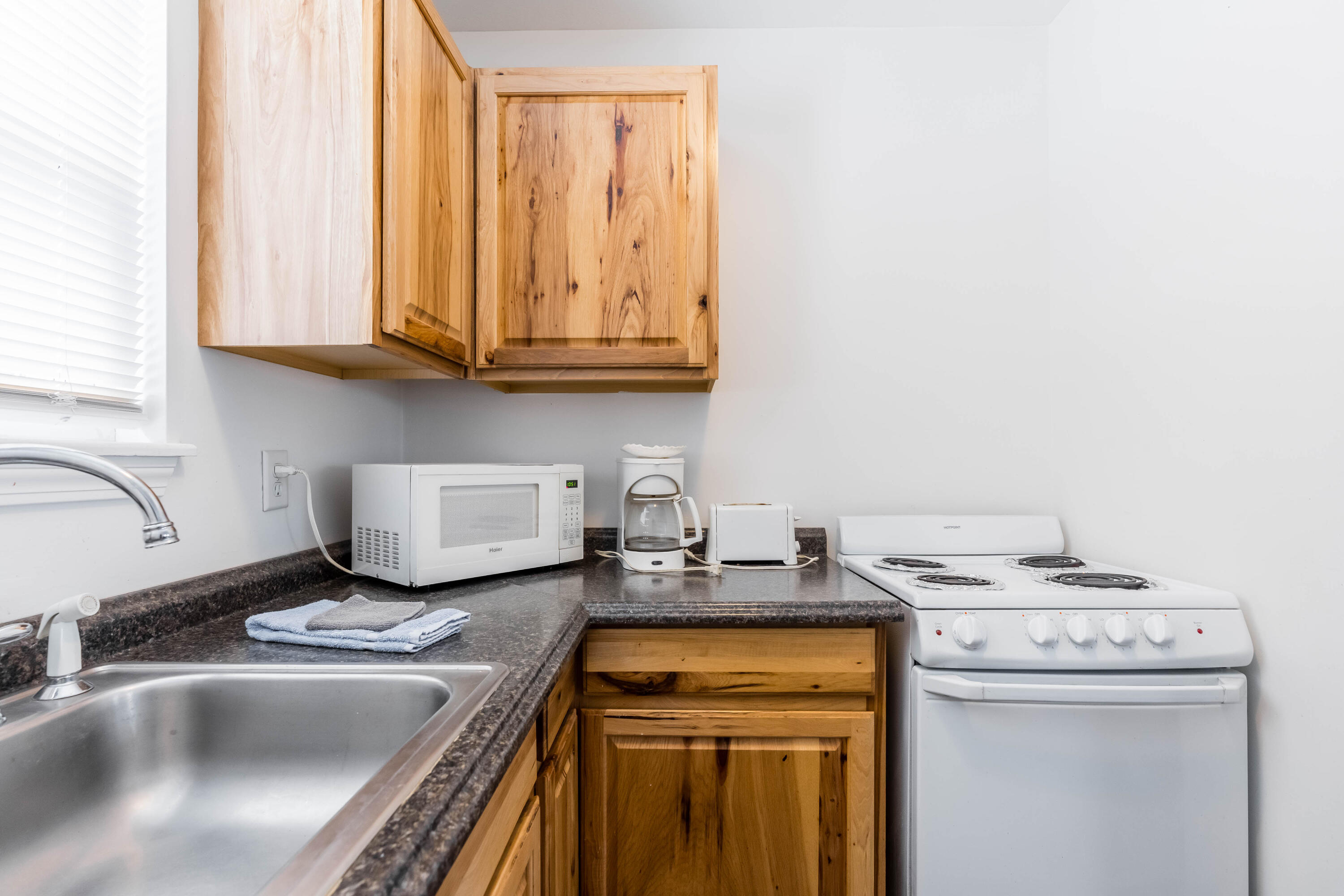 1015 Portland Road Saco, ME 04072 - Photo 28 of 48 11.Unit 4-8