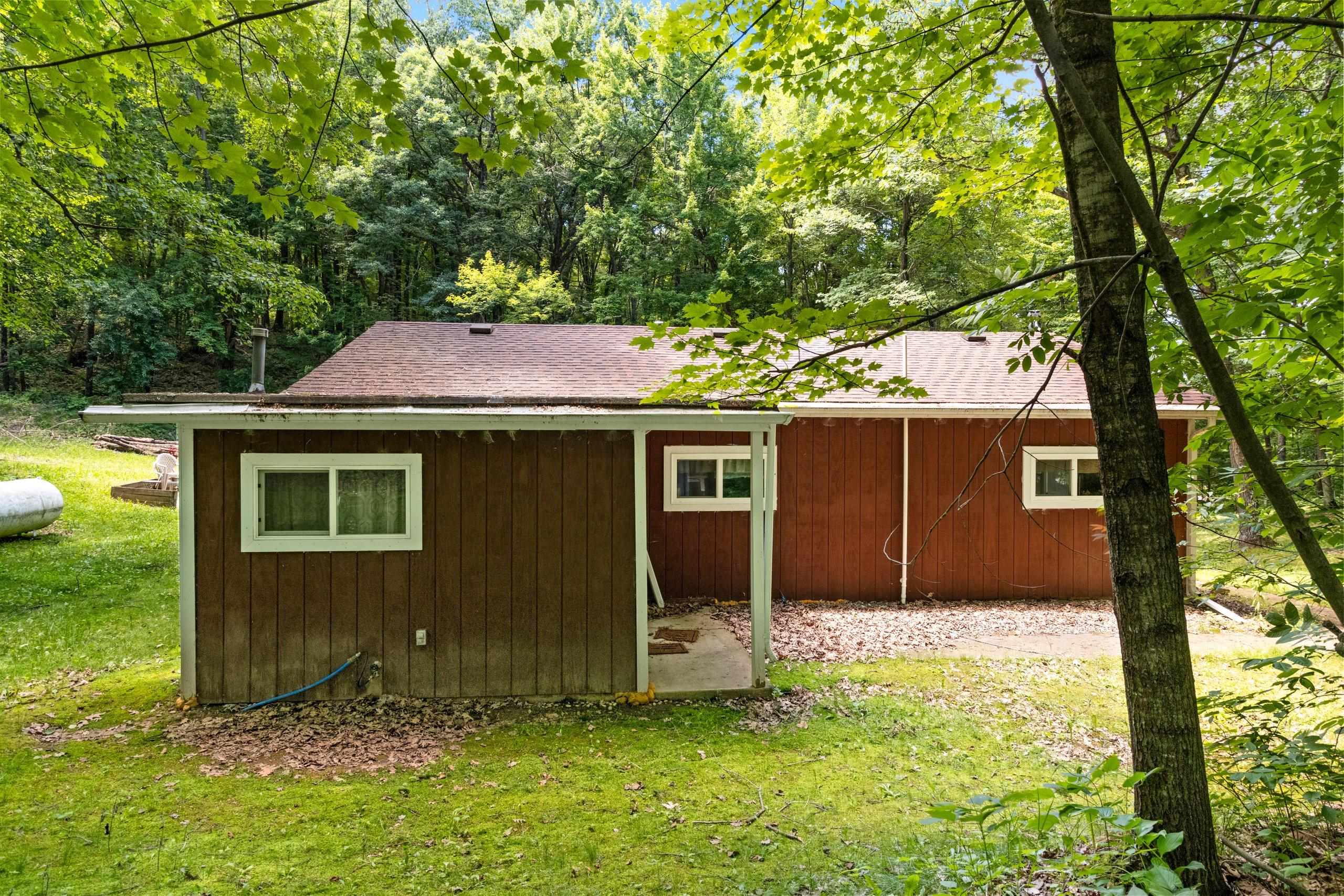 E559 Indian Valley Road Waupaca, WI 54981 - Photo 9 of 45