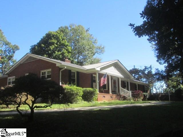 102 Kings Road Anderson, SC 29621 - Photo 1 of 36