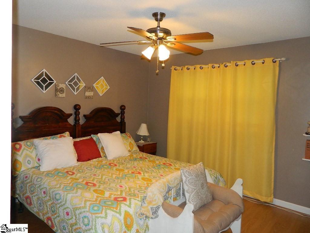 102 Kings Road Anderson, SC 29621 - Photo 13 of 36