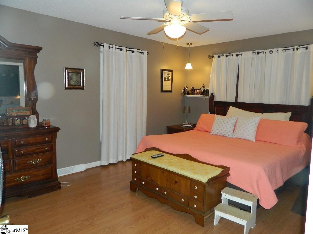 102 Kings Road Anderson, SC 29621 - Photo 17 of 36