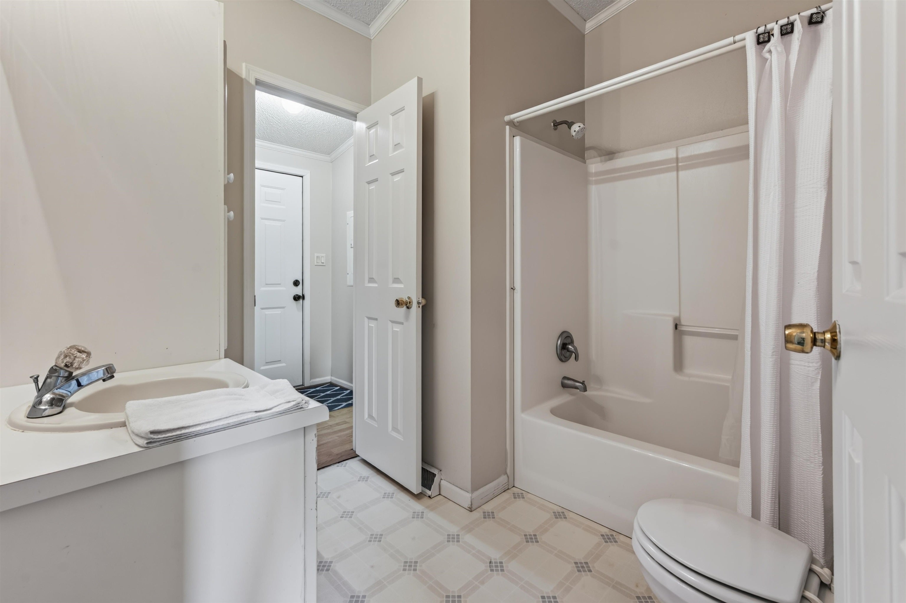 5096 Thornspring Road Pulaski, VA 24301 - Photo 32 of 68 Gallery Image 32
