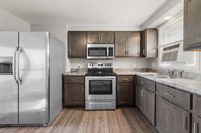 $274,900 | 97-99 East 1350 North, Wheatfield, IN 46392