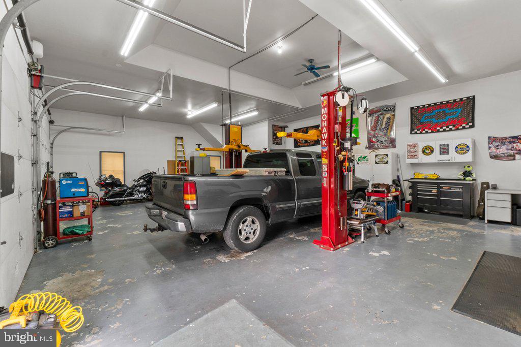 1633 Freeland Road Freeland, MD 21053 - Photo 66 of 73 a view of parking garage with cars