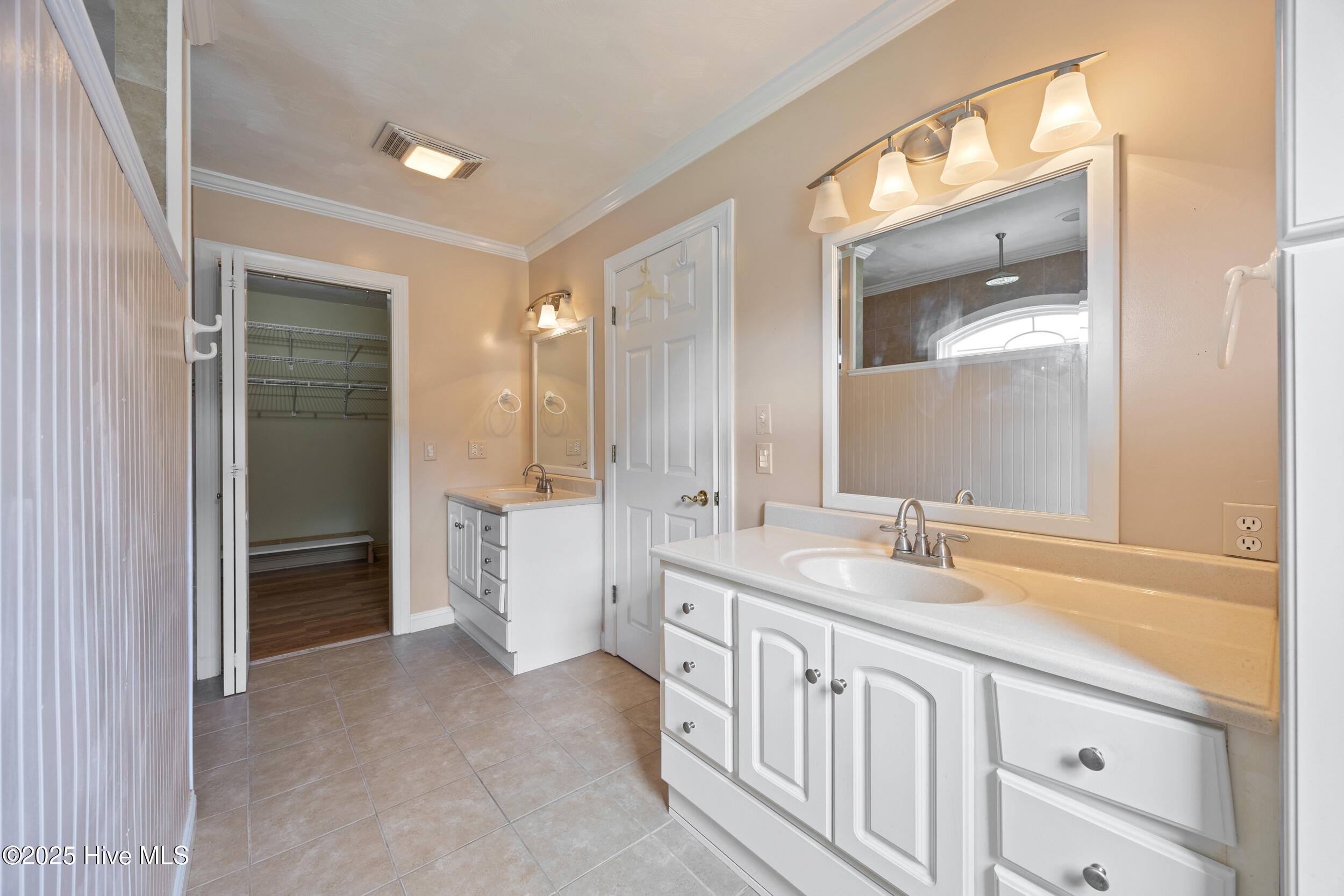 503 Robin Lane Edenton, NC 27932 - Photo 25 of 37 Primary bathroom