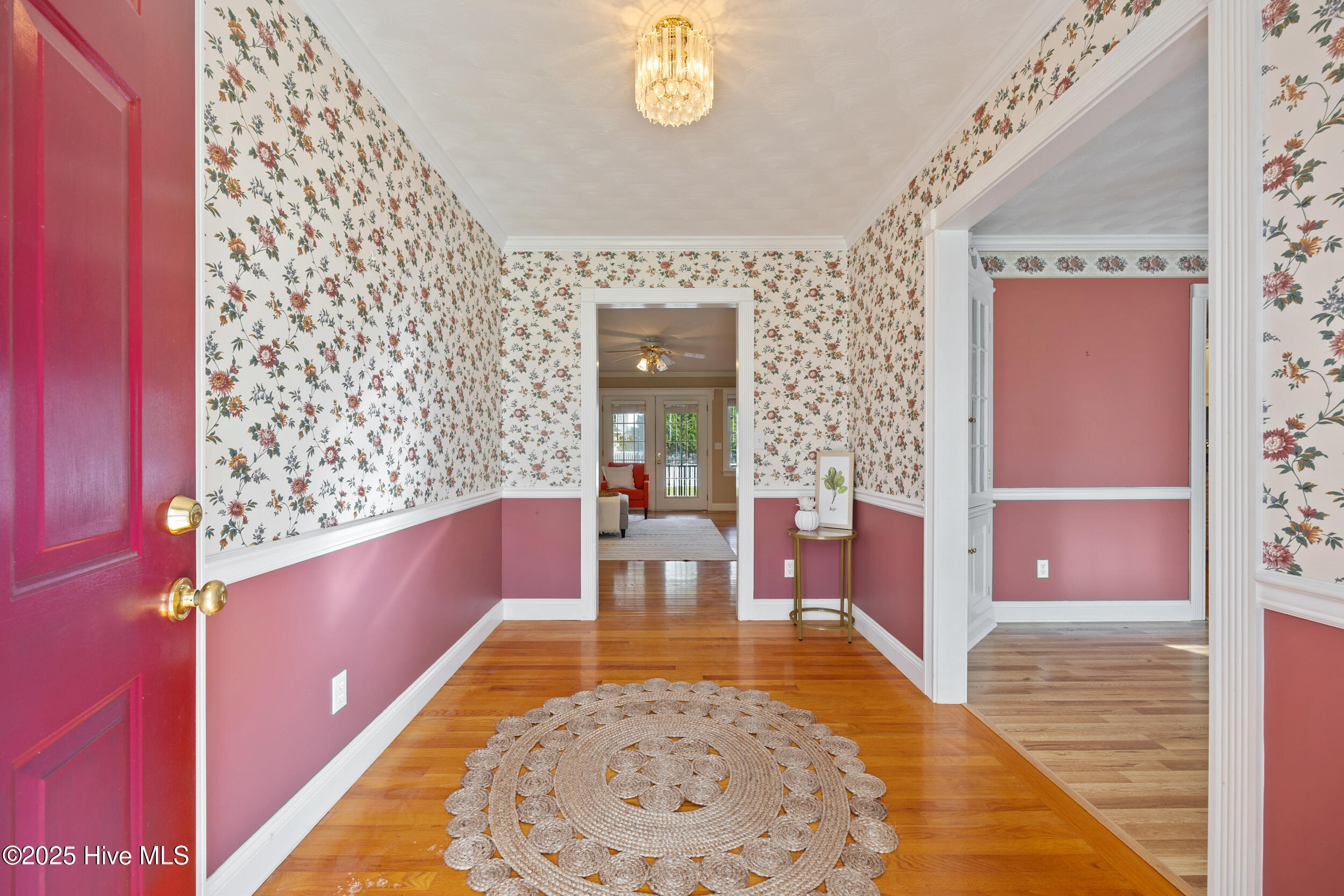 503 Robin Lane Edenton, NC 27932 - Photo 6 of 37 Foyer