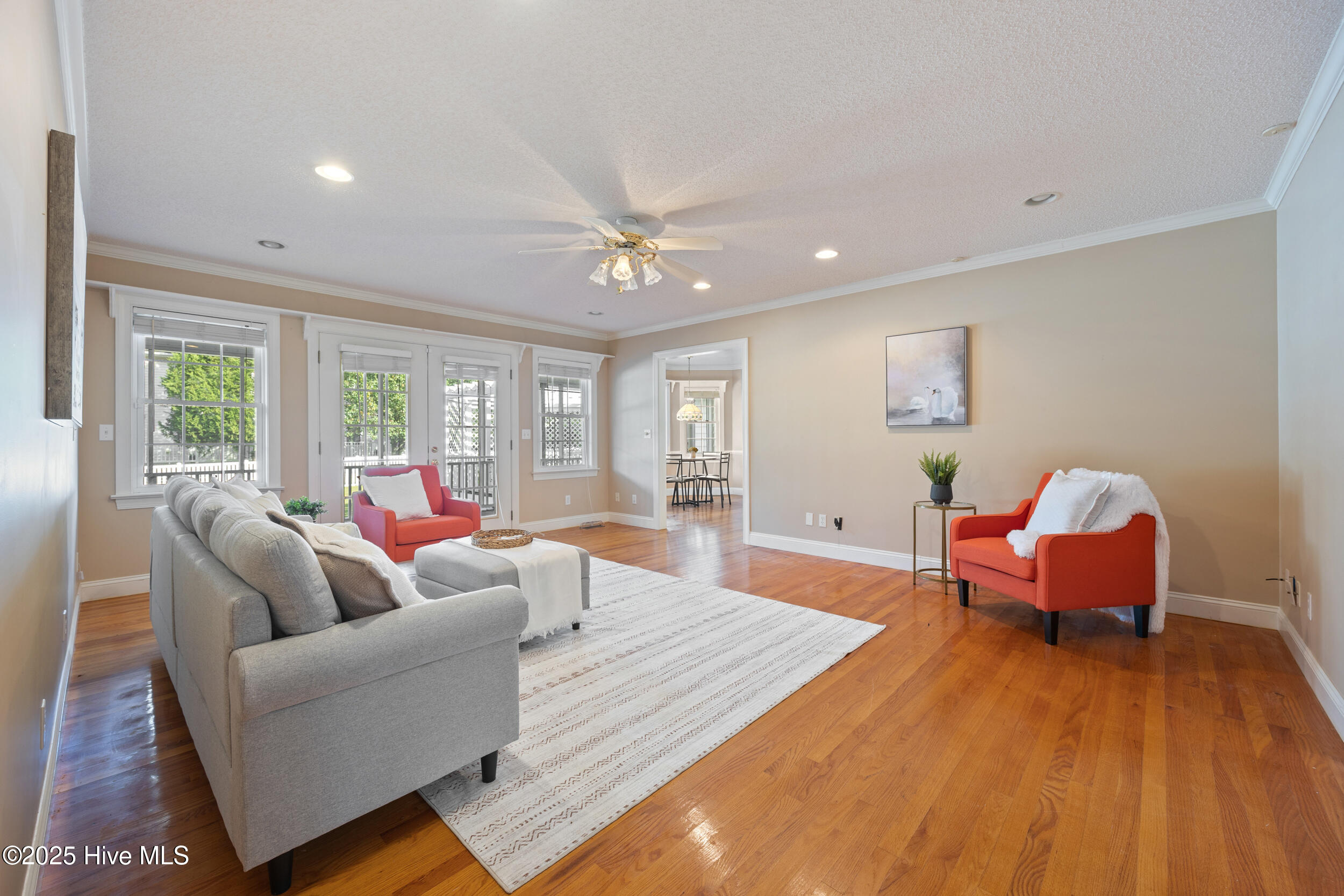503 Robin Lane Edenton, NC 27932 - Photo 7 of 37 Living room