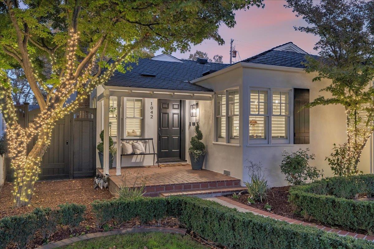 1042 Camino Ramon San Jose, CA 95125 - Photo 8 of 54 a front view of a house with garden