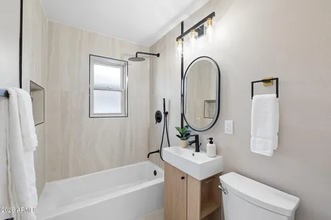 $547,000 | 1215 West Hazelwood Street, Phoenix, AZ 85013