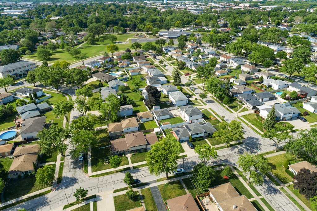 365 West Myrick Avenue Addison, IL 60101 - Photo 44 of 49 an aerial view of residential houses with outdoor space and trees