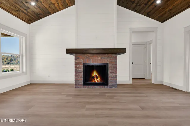 $699,900 | 296 Belle Arden Drive, Greeneville, TN 37745