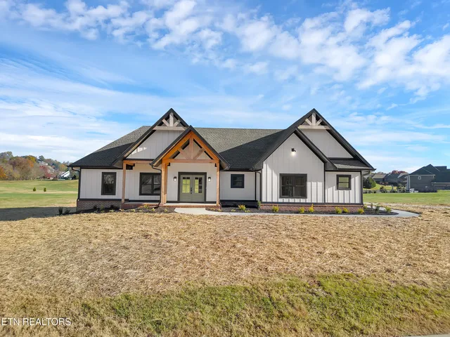 $699,900 | 296 Belle Arden Drive, Greeneville, TN 37745