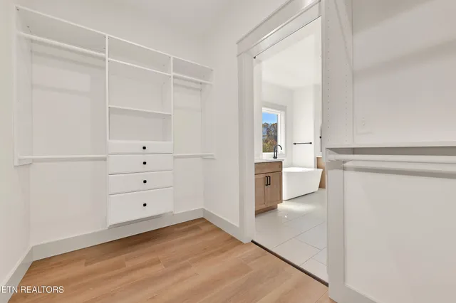 $699,900 | 296 Belle Arden Drive, Greeneville, TN 37745