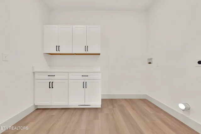 $699,900 | 296 Belle Arden Drive, Greeneville, TN 37745