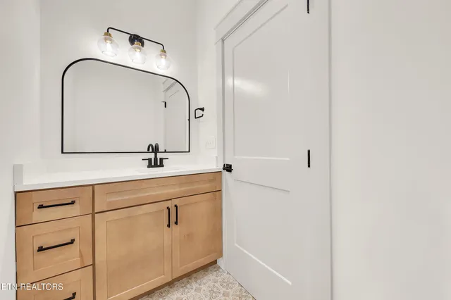 $699,900 | 296 Belle Arden Drive, Greeneville, TN 37745