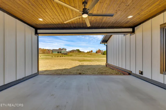 $699,900 | 296 Belle Arden Drive, Greeneville, TN 37745