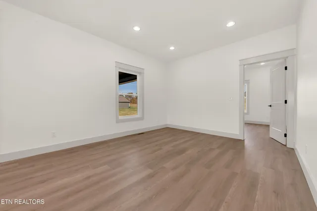 $699,900 | 296 Belle Arden Drive, Greeneville, TN 37745