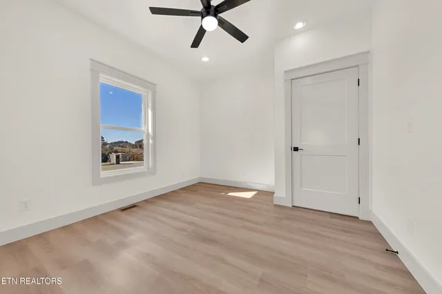 $699,900 | 296 Belle Arden Drive, Greeneville, TN 37745