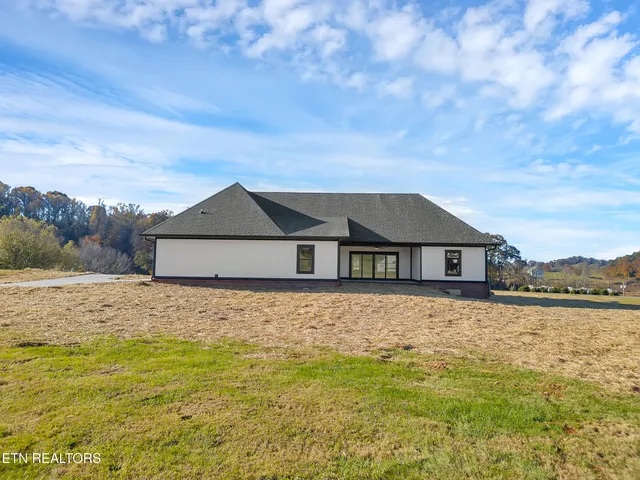 $699,900 | 296 Belle Arden Drive, Greeneville, TN 37745