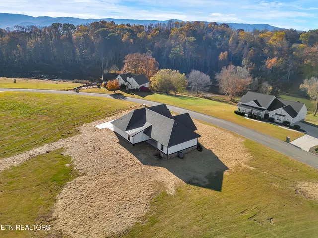$699,900 | 296 Belle Arden Drive, Greeneville, TN 37745