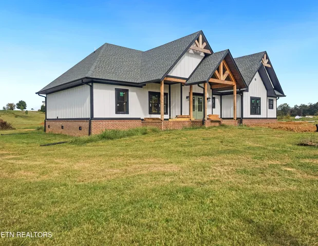 $699,900 | 296 Belle Arden Drive, Greeneville, TN 37745