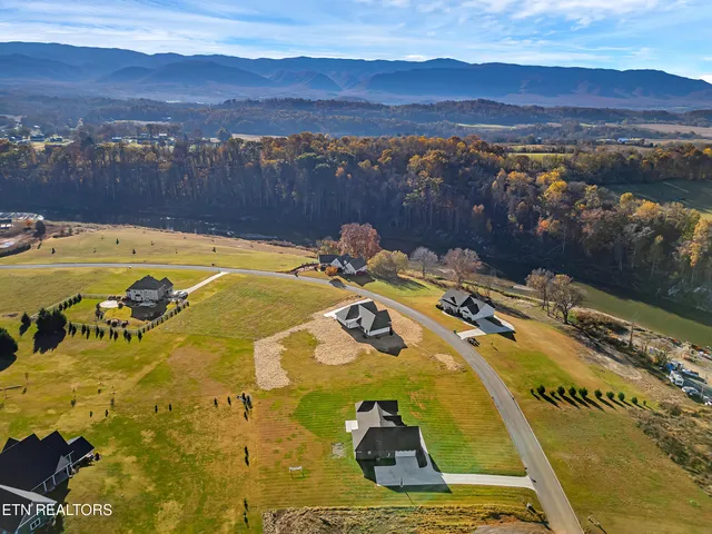 $699,900 | 296 Belle Arden Drive, Greeneville, TN 37745