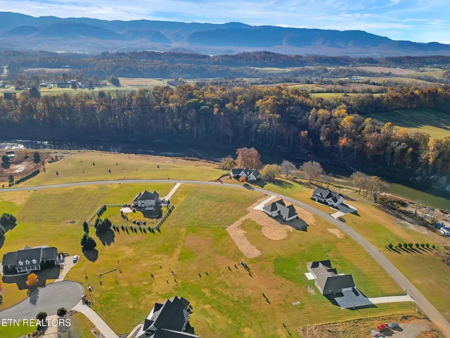 $699,900 | 296 Belle Arden Drive, Greeneville, TN 37745