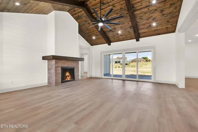 $699,900 | 296 Belle Arden Drive, Greeneville, TN 37745