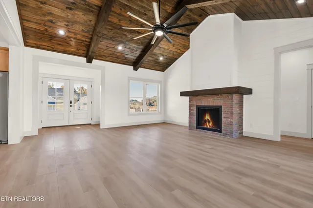 $699,900 | 296 Belle Arden Drive, Greeneville, TN 37745