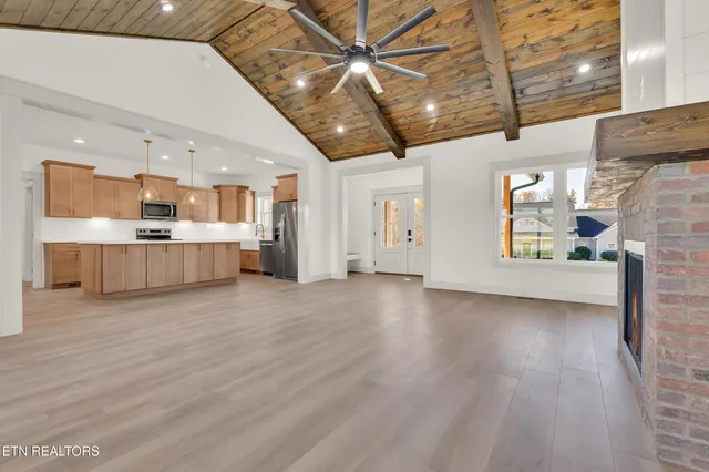 $699,900 | 296 Belle Arden Drive, Greeneville, TN 37745