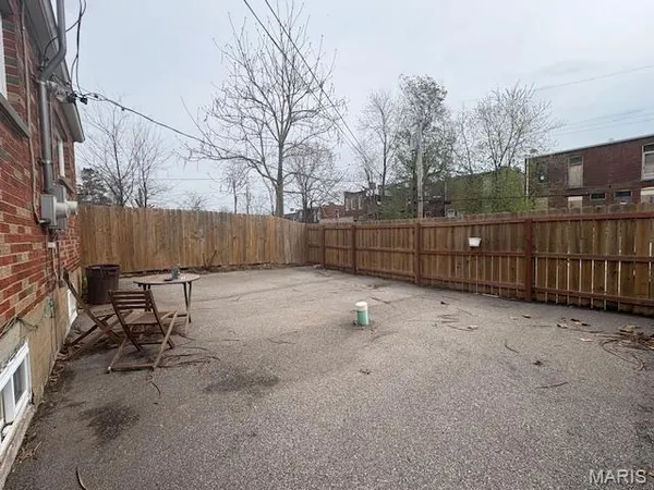 $1,100 | 3434 Nebraska Avenue, Unit REAR, St. Louis, MO 63118