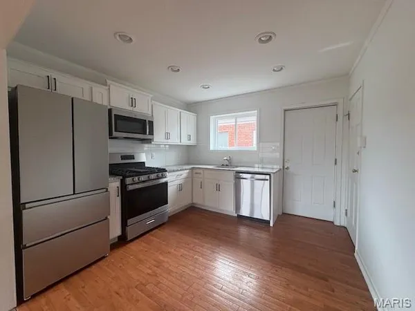 $1,100 | 3434 Nebraska Avenue, Unit REAR, St. Louis, MO 63118