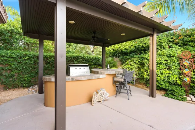 a outdoor view with a sitting space