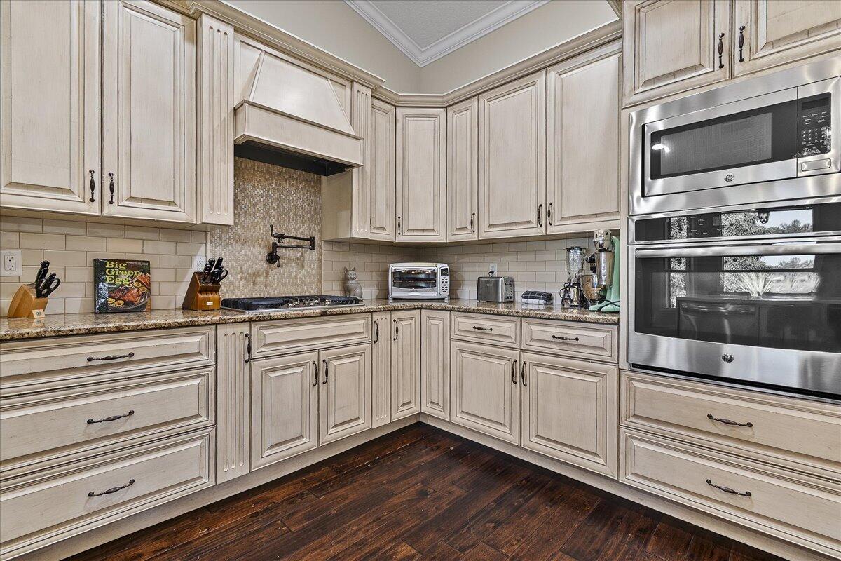 10975 Randolph Siding Road Jupiter, FL 33478 - Photo 26 of 97 050-JLC_2903