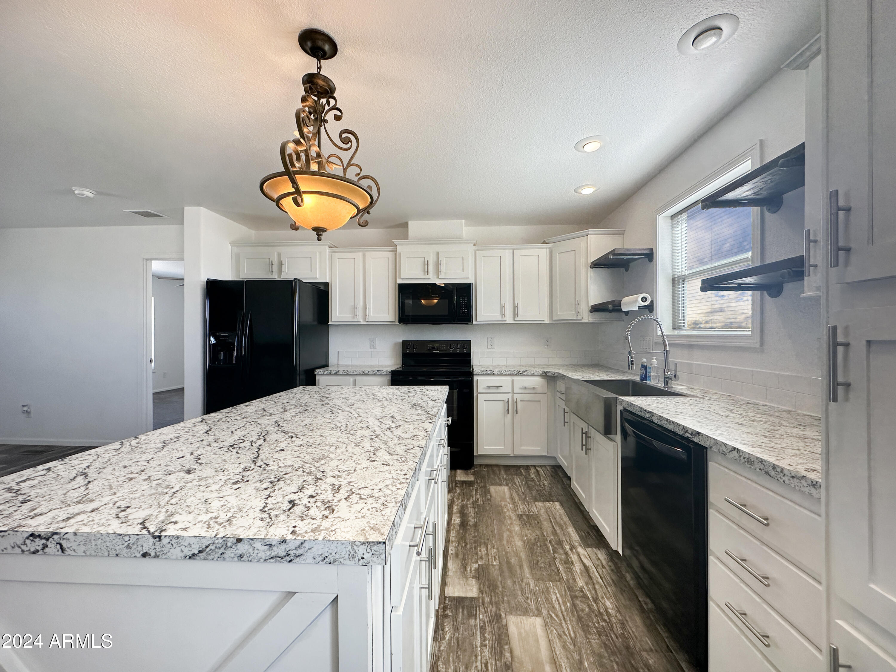 21215 West Sleepy Ranch Road Wittmann, AZ 85361 - Photo 3 of 18 24e841f233b3d7203c1473e7633cb33332e770f2