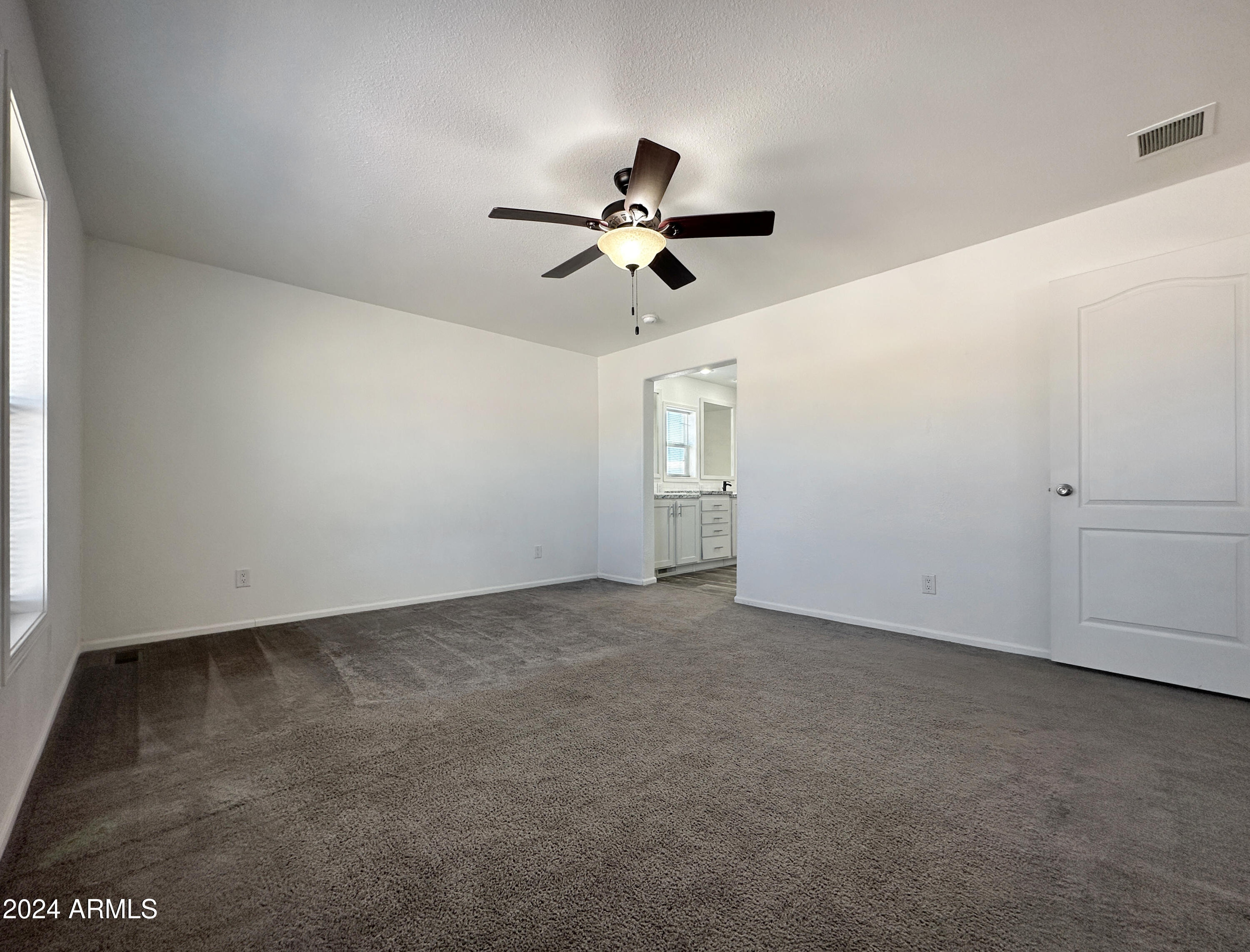 21215 West Sleepy Ranch Road Wittmann, AZ 85361 - Photo 8 of 18 7f8d9be4fbce89adcca726f2a4004d38c2027bcf