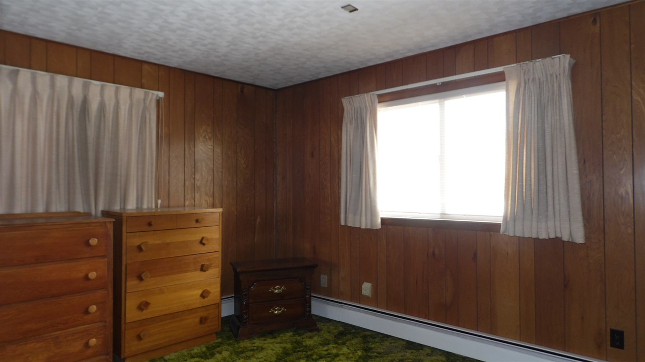 4040 Deckerville Road Lupton, MI 48635 - Photo 11 of 18 1869475-10.JPG