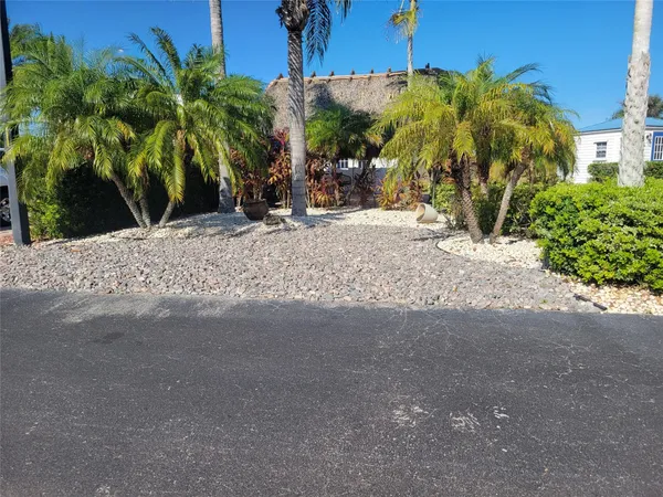 $189,900 | 605 Southwest 40th Cove, Okeechobee, FL 34974