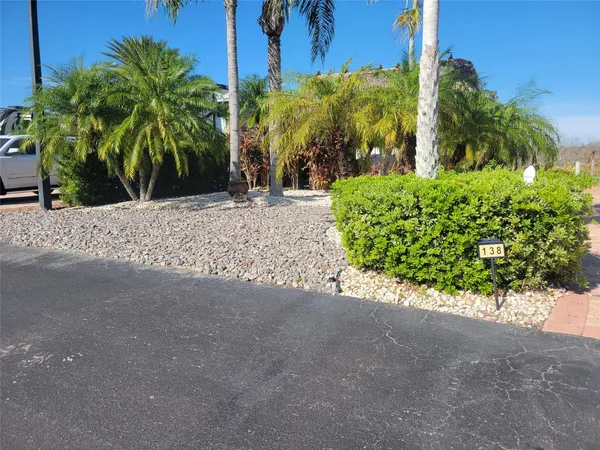 $189,900 | 605 Southwest 40th Cove, Okeechobee, FL 34974