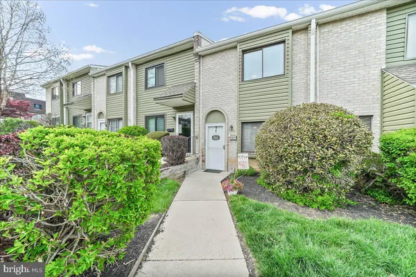 $285,000 | 605 Valley Drive, Unit 605, West Chester, PA 19382