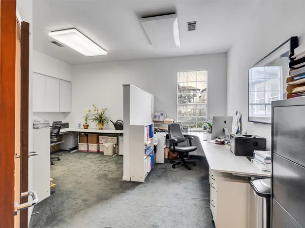 $800,000 | 1220 Hawthorne Street, Houston, TX 77006