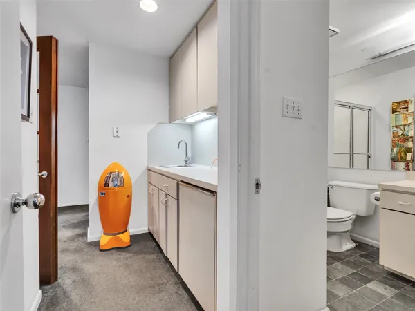 $800,000 | 1220 Hawthorne Street, Houston, TX 77006