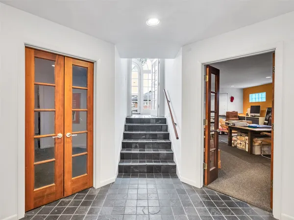 $800,000 | 1220 Hawthorne Street, Houston, TX 77006