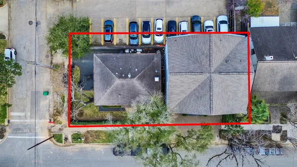 $800,000 | 1220 Hawthorne Street, Houston, TX 77006