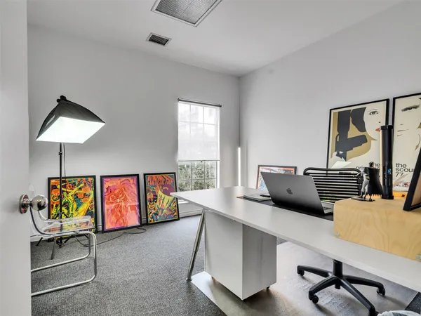 $800,000 | 1220 Hawthorne Street, Houston, TX 77006