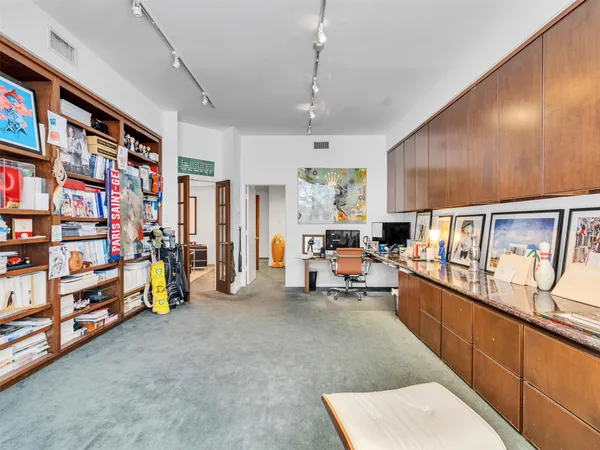 $800,000 | 1220 Hawthorne Street, Houston, TX 77006