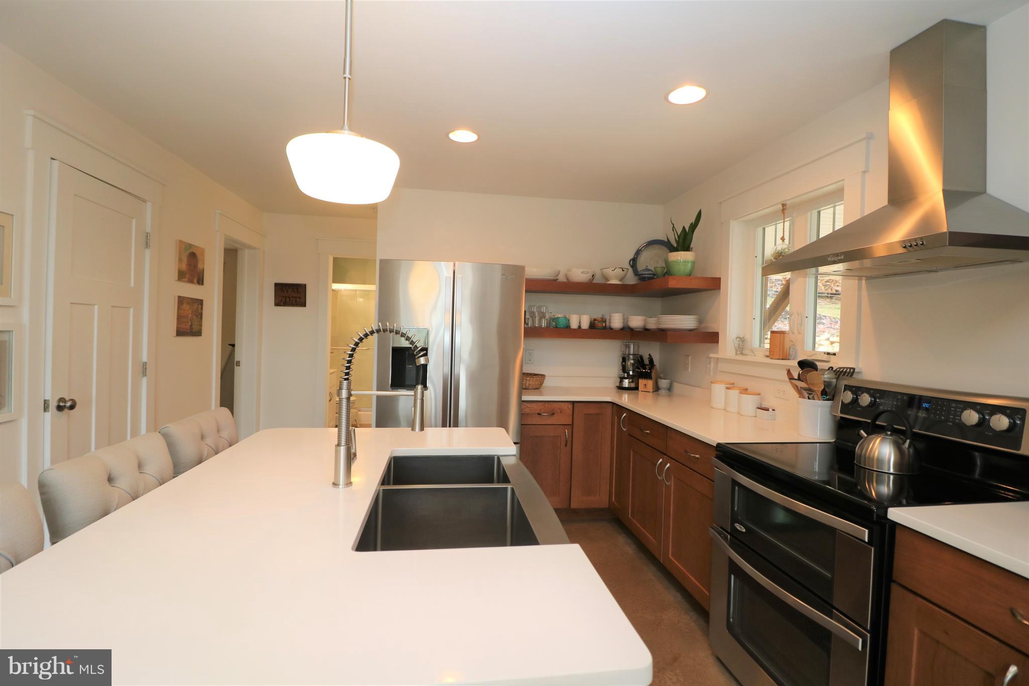 450 Walnut Road Birdsboro, PA 19508 - Photo 6 of 26 Gallery Image 6