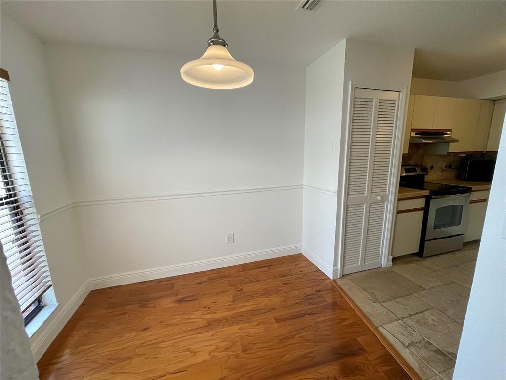 10253 Riverbend Terrace Boca Raton, FL 33498 - Photo 7 of 33 a view of a kitchen with a sink