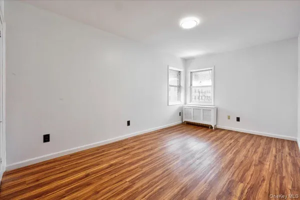 $980,000 | 3523 Laconia Avenue | Williamsbridge